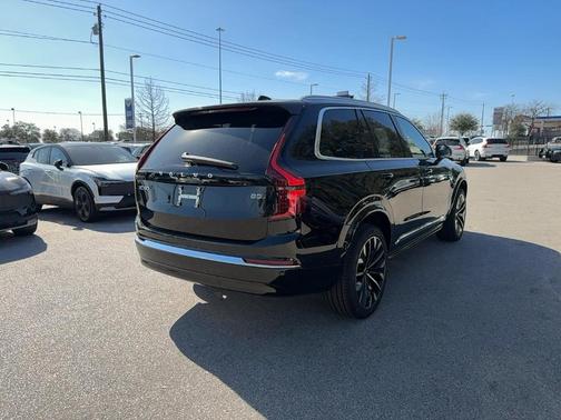 2026 Volvo XC90 B5 Core