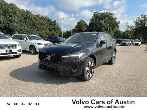 2025 Volvo XC60 Plug-In Hybrid T8 Plus