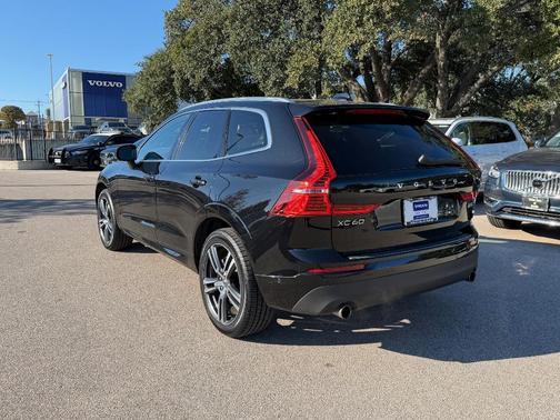 2019 Volvo XC60 T5 Momentum