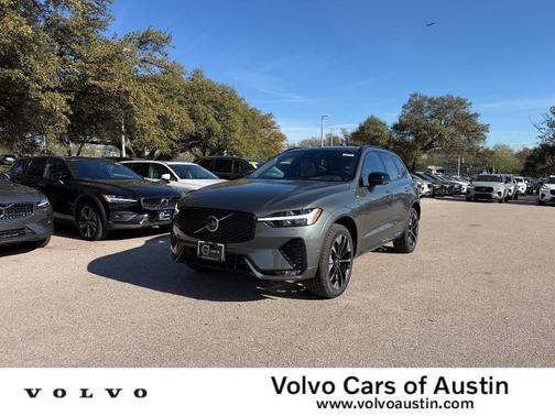 2026 Volvo XC60 B5 Plus
