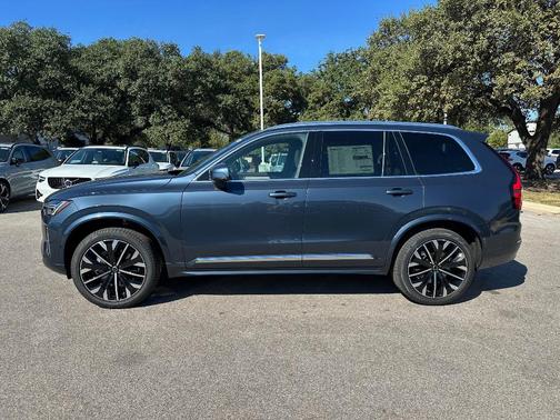 2026 Volvo XC90 B5 Core