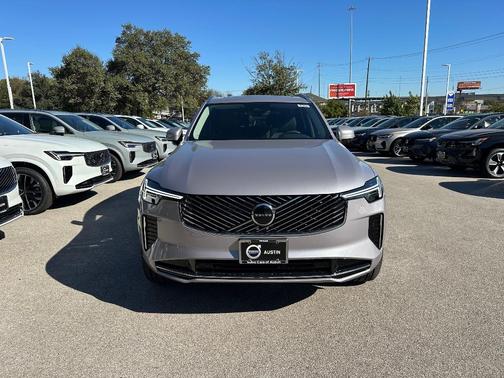 2026 Volvo XC90 B5 Core