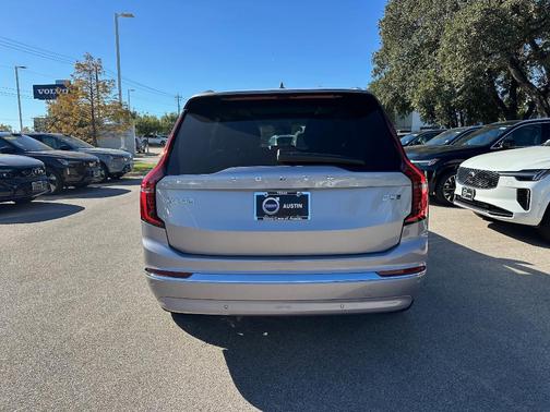 2026 Volvo XC90 B5 Core