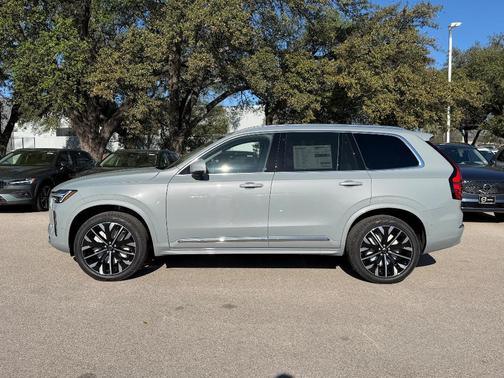 2026 Volvo XC90 B6 Ultra 7-Seater