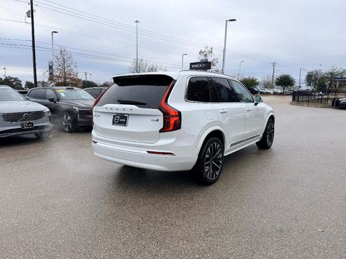 2026 Volvo XC90 B6 Plus 7-Seater