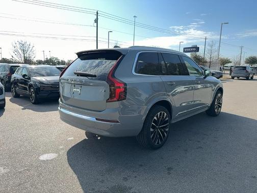 2026 Volvo XC90 B5 Core