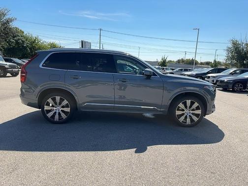 2022 Volvo XC90 Recharge Plug-In Hybrid EAWD INSCRIPTION