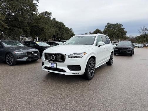 2021 Volvo XC90 T5 Momentum 7 Passenger