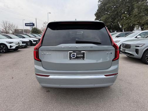 2026 Volvo XC90 B6 Ultra 7-Seater
