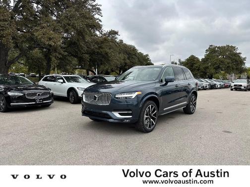 2025 Volvo XC90 B5 Plus