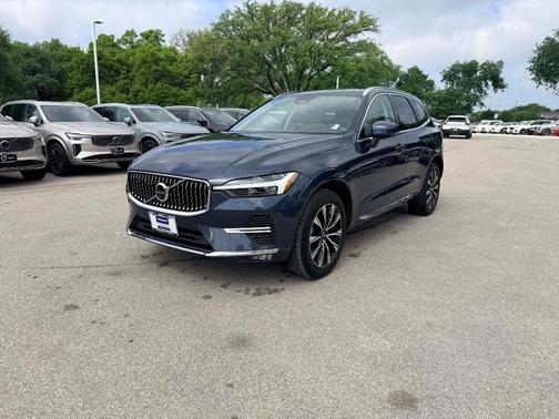 Denim Blue 2023 Volvo XC60 B5 Plus Bright Theme