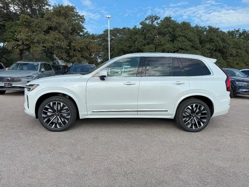 2026 Volvo XC90 B5 Core