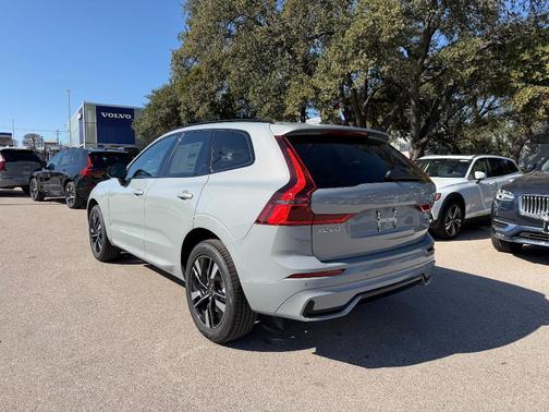 2026 Volvo XC60 B5 Core