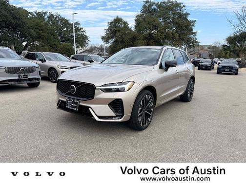 2026 Volvo XC60 B5 Ultra