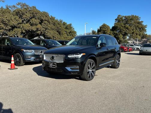 2025 Volvo XC90 Plug-In Hybrid T8 Plus 6-Seater