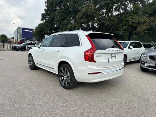 2025 Volvo XC90 Plug-In Hybrid T8 Plus 7-Seater