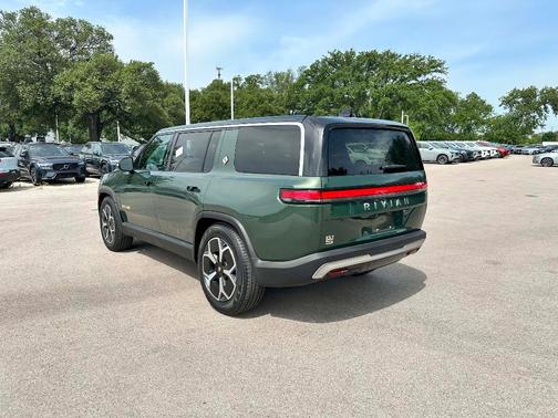 2023 Rivian R1S Launch Edition