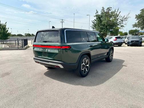 2023 Rivian R1S Launch Edition