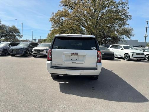 2017 GMC Yukon XL SLT