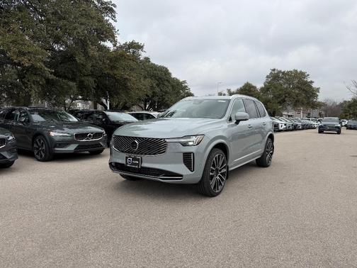 2026 Volvo XC90 B6 Plus 7-Seater