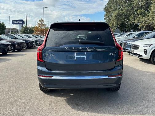 2026 Volvo XC90 B6 Plus 7-Seater