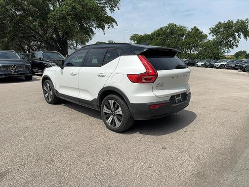 2023 Volvo XC40 Recharge Pure Electric Twin Plus