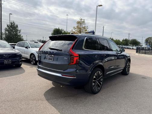 2026 Volvo XC90 B6 Plus 7-Seater