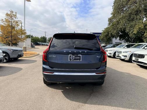 2026 Volvo XC90 B6 Plus 7-Seater