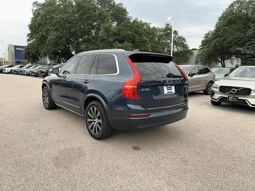 2023 Volvo XC90 B6 Core