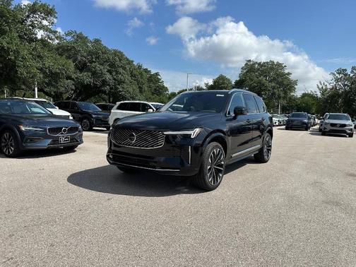 2026 Volvo XC90 B5 Plus 7-Seater