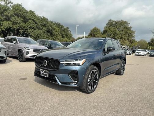 2026 Volvo XC60 B5 Plus