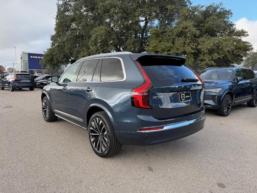 2026 Volvo XC90 B6 Ultra 7-Seater