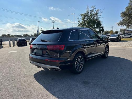 2017 Audi Q7 3.0T Premium Plus