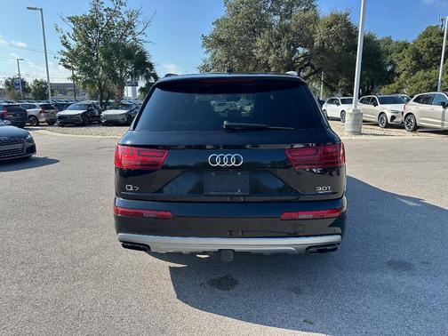 2017 Audi Q7 3.0T Premium Plus
