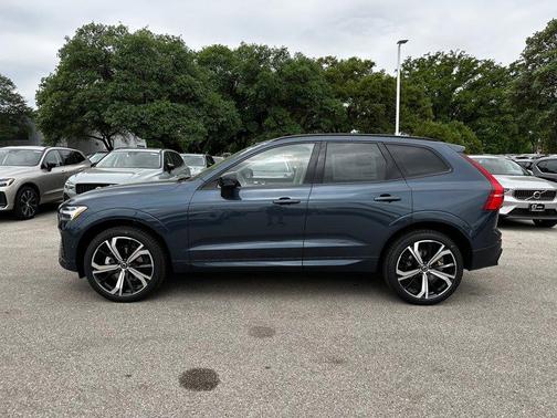 2025 Volvo XC60 B5 Ultra