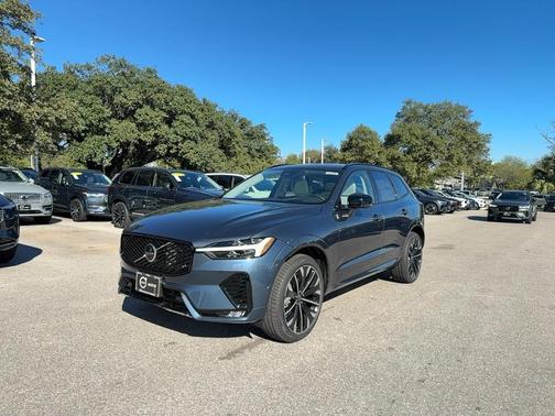 2026 Volvo XC60 B5 Ultra