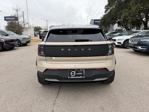 2026 Volvo EX30 TWIN MOTOR CROSS COUNTRY ULTRA