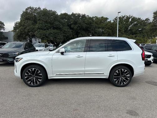 2026 Volvo XC90 B6 Plus 7-Seater