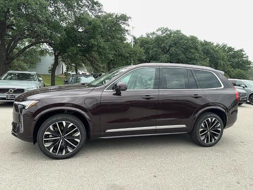 2025 Volvo XC90 Plug-In Hybrid T8 Ultra 7-Seater