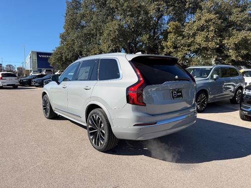 2026 Volvo XC90 B6 Plus 7-Seater