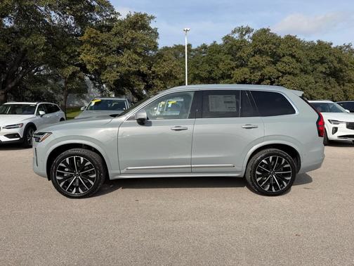 2026 Volvo XC90 B6 Plus 7-Seater