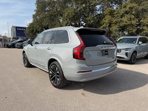 2026 Volvo XC90 B6 Plus 7-Seater
