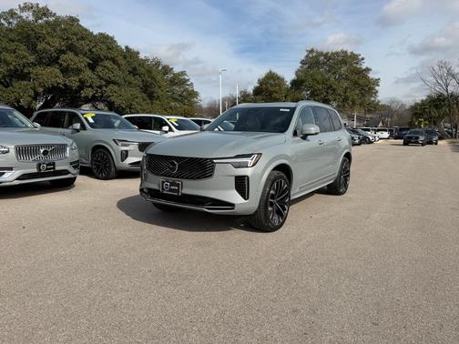 2026 Volvo XC90 B6 Plus 7-Seater