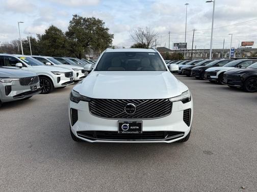 2026 Volvo XC90 B6 Plus 7-Seater