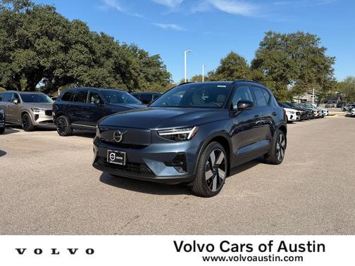 2026 Volvo EX40 Twin Motor Plus