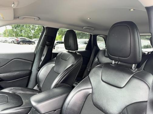 2021 Jeep Cherokee Latitude Plus