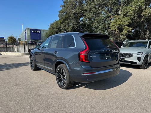 2026 Volvo XC90 B6 Ultra 7-Seater