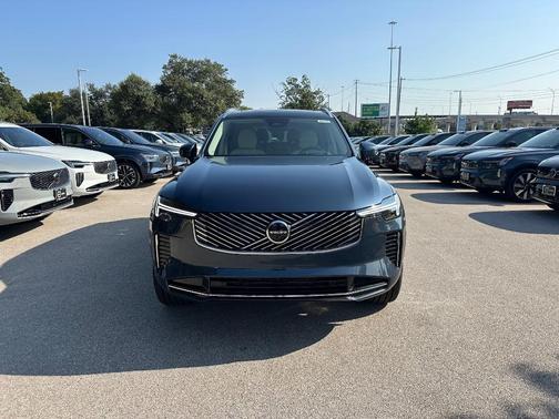 2026 Volvo XC90 B6 Ultra 7-Seater