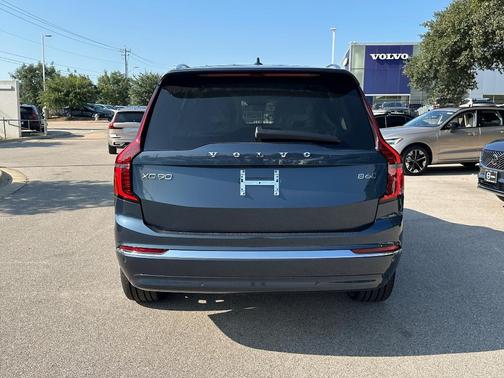 2026 Volvo XC90 B6 Ultra 7-Seater