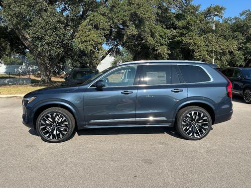 2026 Volvo XC90 B6 Ultra 7-Seater